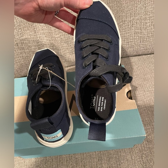Youth boys Toms Sneakers - Picture 5 of 8